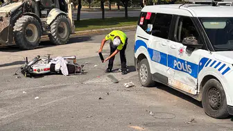 Kahramanmaraş'ta motosiklet polis aracına çarptı: 2 yaralı
