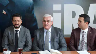 AK Parti milletvekili Mehmet Emin Öz, Sarıkamış'ta esnafla buluştu