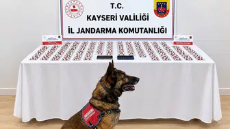 Kayseri'de şüphe üzerine durdurulan araçta 1081 sentetik hap bulundu