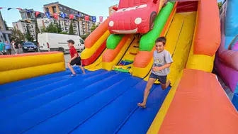 Bursa'da çocuk şenliği ile yaz coşkusu doruğa ulaştı