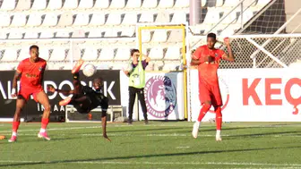 Iğdır FK, Manisa FK'yi 4-2 ile geçerek galip geldi