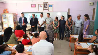 Aydın'da okula uyum haftası coşkusu: Öğrenciler il müdürleriyle buluştu