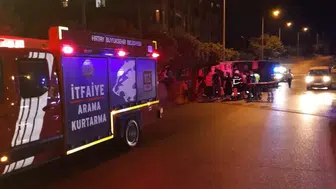 Belen'de hafriyat kamyonu devrildi: Sürücü hastaneye kaldırıldı
