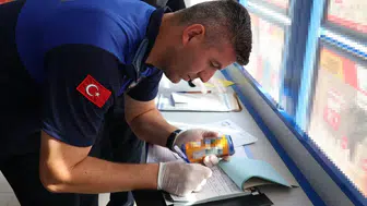Babaeski'de son kullanma tarihi geçmiş ürün satan marketlere ceza