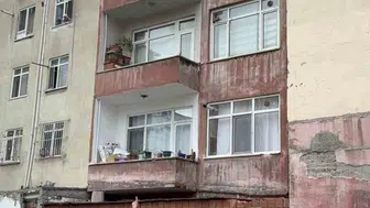Samsun'da 22 yaşındaki kadın çatıdan indirildi