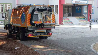 Kemer okullarında yeni eğitim yılı öncesi temizlik seferberliği