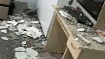 Gaziantep’te depremin etkisiyle evin tavanında çökme yaşandı