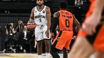 Beşiktaş, Euroleague'in ilk maçında Valencia Basket'e kaybetti