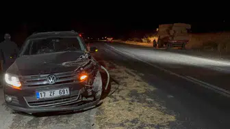Çanakkale'de traktöre çarpan otomobilin sürücüsü hastaneye kaldırıldı