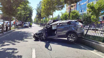 Batman'da trafik kazası: direksiyon hakimiyetini yitiren sürücü takla attı