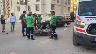 Erdemli'de otomobille çarpışan motosiklet sürücüsü yaralandı