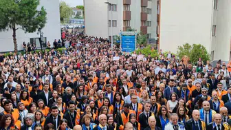 Avrasya Üniversitesi 2026-2027 akademik yılı törenle açıldı