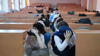 Karabük Üniversitesi'nde deprem ve yangın tatbikatı ile güvenliğe hazırlık