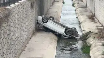Niğde’de otomobil kanala düştü, sürücü ağır yaralandı