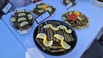 Süleymanpaşa bağ bozumu şenliğinde zeytinyağlı sarma ve tatlı yarışması heyecanı