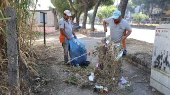 Nazilli Belediyesi'nden devlet karayolunda kapsamlı temizlik hamlesi