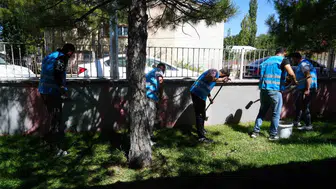 Öğrenciler yeni döneme hazır: Denetimli serbestlik yükümlüleri okulları yeniliyor