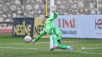 Karacabey Belediyespor, İnegölspor'u zor da olsa mağlup etti