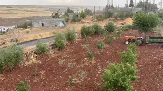 Şanlıurfa'da aniden bastıran dolu ve yağmur, vatandaşı hazırlıksız yakaladı
