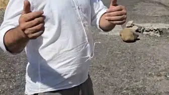 Çüngüş'te bozulan yol sorunu suriyelileri etkiliyor