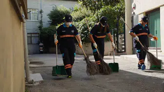Tuzla'nın tarihi alanlarında kadın gücü: 4 personel temizlikte görev aldı