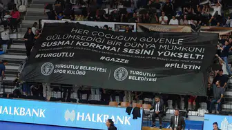 Turgutlu Belediyesi Kadın Basketbol Takımı'ndan çocuklar için anlamlı çağrı