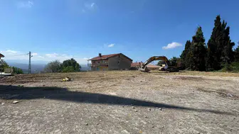 Kapalı kalan okul binası yıkıldı: Eğitim alanında yeni bir başlangıç bekleniyor