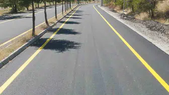 Aksaray'da köy yolları modern ulaşım için asfaltlanıyor
