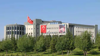 Erciyes Üniversitesi, 2027 Dünya Sıralaması'nda 316 basamak yükseldi