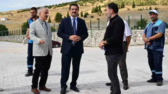 Başkan Taşkın, hayvan barınağında incelemelerde bulundu