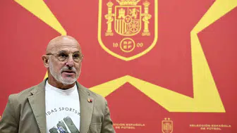 İspanya, teknik direktör Luis de la Fuente'nin sözleşmesini 2032'ye kadar uzattı