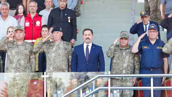 Hatay'da 8’inci komando tugayında devir teslim töreni gerçekleştirildi