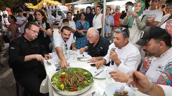 Manisa'da dokuzuncu Bağ Bozumu Şenlikleri'nde gastronomi coşkusu yaşandı