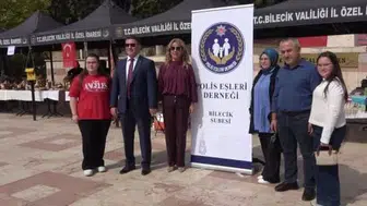 Polis Eşleri Derneği'nden üniversite öğrencilerine destek hayır çarşısı