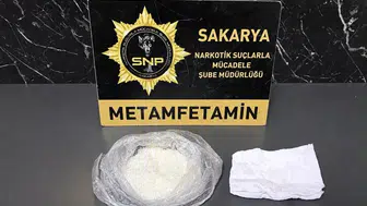 Sakarya'da uyuşturucu operasyonunda 2 şüpheli yakalandı, biri tutuklandı