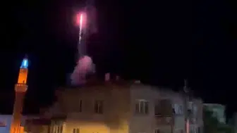 Burdur'da kız isteme merasiminde havai fişek tehlikesi yaşandı