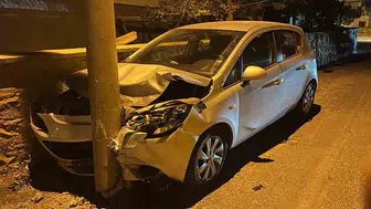 Niğde'de iki aracın çarpışması sonucu 5 kişi yaralandı
