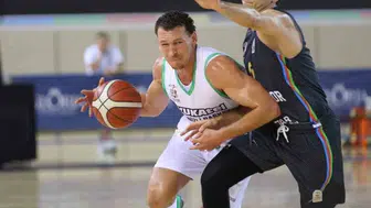 Y. Denizli Basket, son çeyrekteki zaferle Petkimspor’u geçti