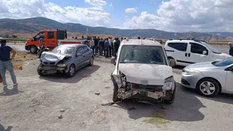 Muş'ta trafik kazasında 2 kişi yaralandı