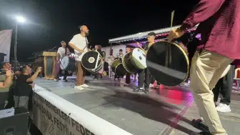 Edremit’te ilk kez düzenlenen asma davul festivali büyük ilgi topladı
