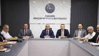 Karabük'te yeni döneme hazırlık: Gençlik ve Spor Müdürlüğü istişare toplantısı yapıldı