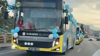 Karabük'teki geleneksel sünnet şöleni, çocukların ve ailelerin mutluluğuna sahne oldu
