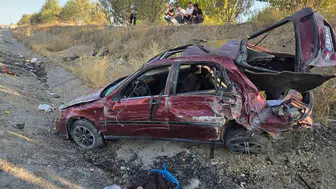 Kontrolden çıkan otomobilin sebep olduğu kazada 1 kişi yaşamını yitirdi, 7 yaralı