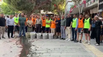 Alaşehir'de üzüm kelterleriyle kıyasıya mücadele
