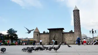 Meteoroloji uyardı: Erzurum ve çevresinde sağanak yağış bekleniyor
