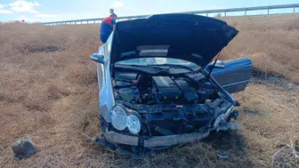 Yozgat'ta şarampole uçan otomobilin sürücüsü hastanelik oldu