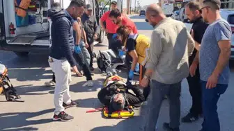Karaman'da patates yüklü kamyonetle motokurye çarpıştı: 1 yaralı