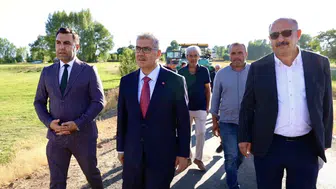 Bingöl'de köy yollarına sıcak asfalt yatırımı: Ulaşımda konfor artıyor