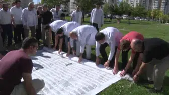 Kayseri'de Gazze'deki çocukları anmak için dev pankart açıldı