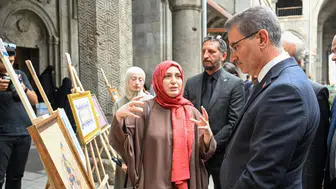 Erzurum'da çifte minareli medresede sanat sergisi açıldı
